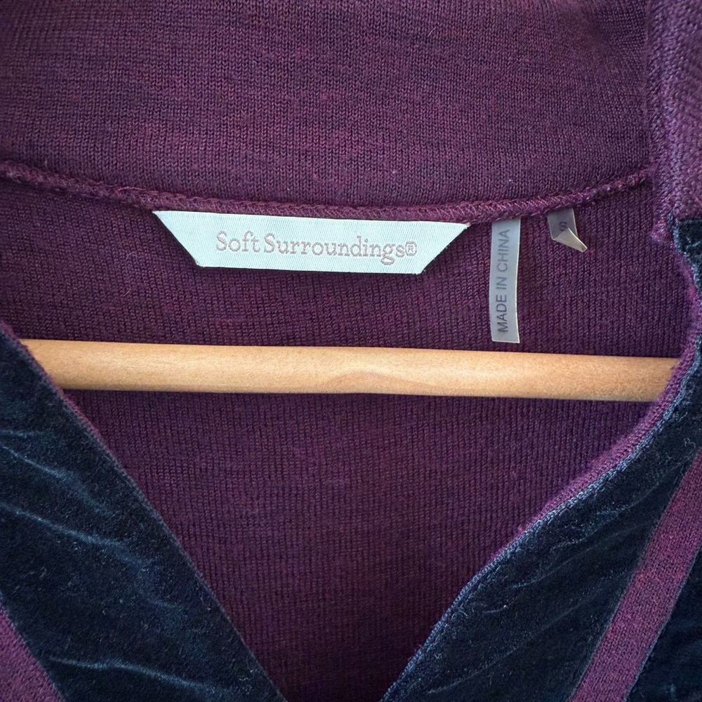 Soft Surroundings Runway Merlot Black Velvet Trim Wool Blend Tunic Sweater Small - Picture 11 of 13